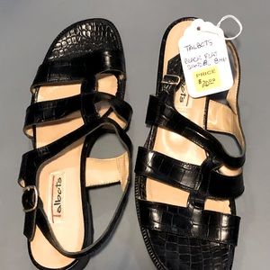 Great Sandal with a Bohemian look.